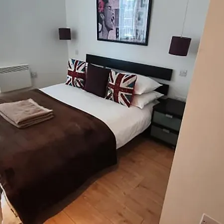 Bright & Spacious Double Bedroom With Ensuite And Concierge! Paid Parking Available London Exterior photo